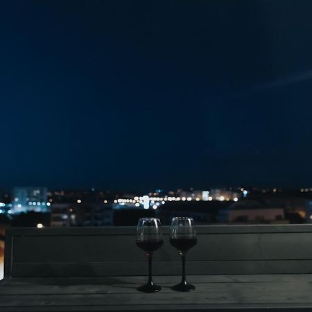 Urban Apartment Орадя Екстер'єр фото